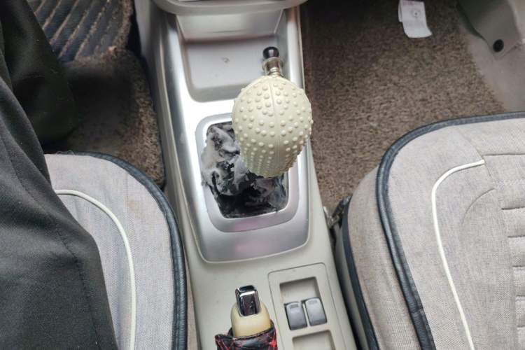 Used CHANGAN Alsvin V3 2015 1.4L Manual Meiruan Model China V Standard Gear Lever