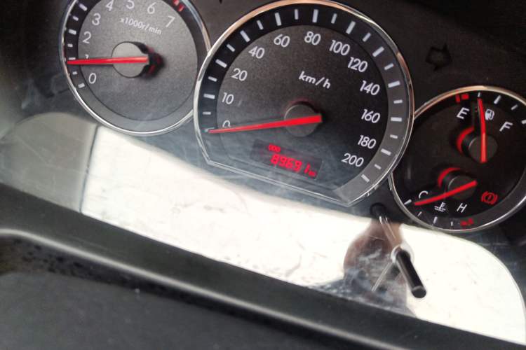 Used CHANGAN Alsvin V3 2015 1.4L Manual Meiruan Model China V Standard Odometer Close Up
