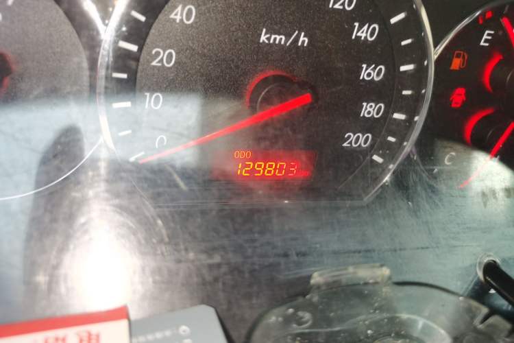 Used CHANGAN Alsvin V3 2015 1.4L Manual Meiruan Model China V Standard Odometer Close Up