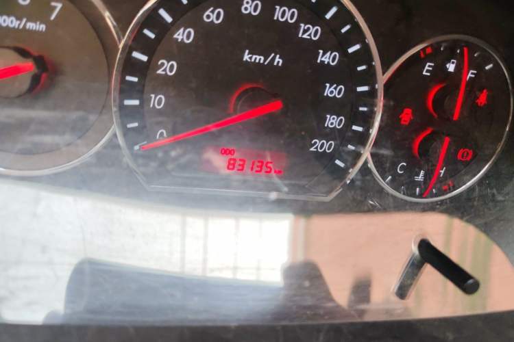 Used CHANGAN Alsvin V3 2015 1.4L Manual Meiruan Model China V Standard Odometer Close Up