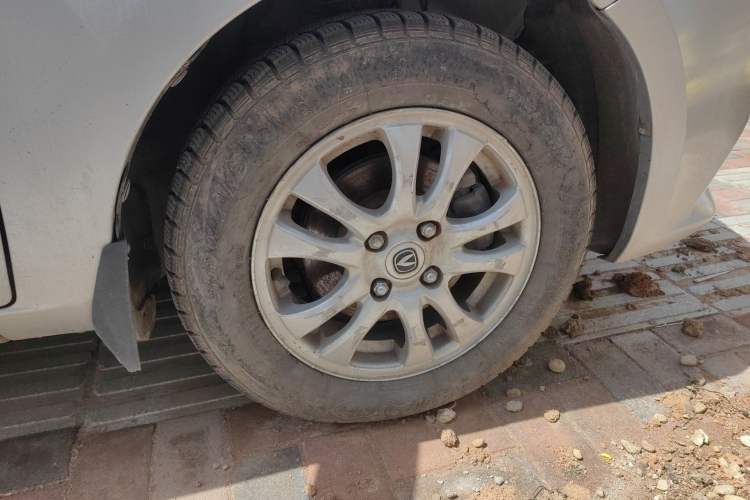 Used CHANGAN Alsvin V3 2015 1.4L Manual Meiruan Model China V Standard Right Front Wheel Hub