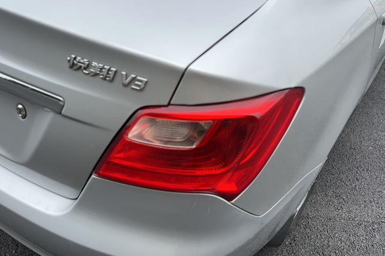 Used CHANGAN Alsvin V3 2015 1.4L Manual Meiruan Model China V Standard Right Rear Taillight