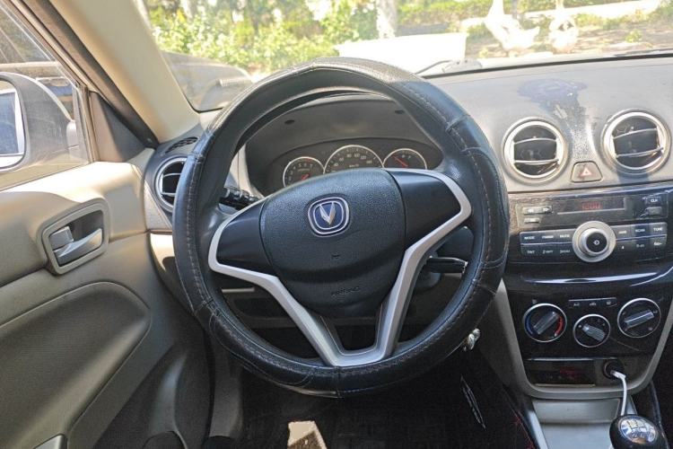 Used CHANGAN Alsvin V3 2015 1.4L Manual Warm-Hearted Model China V Standard Steering Wheel