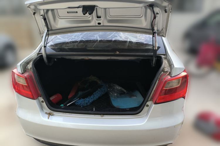Used CHANGAN Alsvin V3 2015 1.4L Manual Meiruan Model China V Standard Trunk