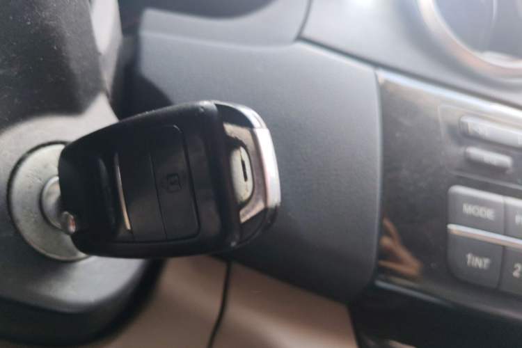 Used CHANGAN Alsvin V3 2015 1.4L Manual Meiman Model China IV Standard Vehicle Key