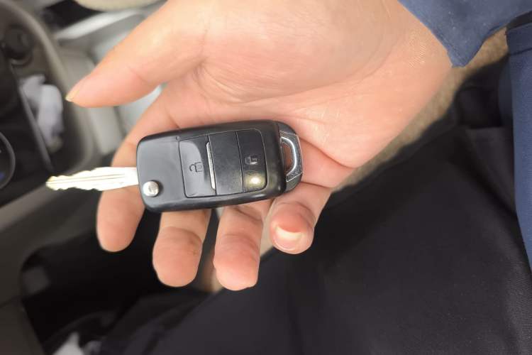 Used CHANGAN Alsvin V3 2015 1.4L Manual Meiman Model China IV Standard Vehicle Key