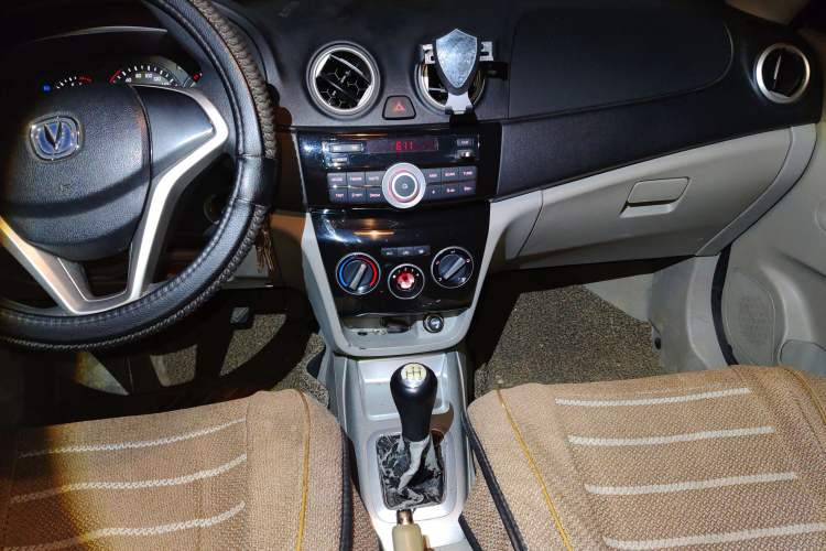 Used CHANGAN Alsvin V3 2015 1.4L Manual Meiruan Model China V Standard Audio And AC Panel