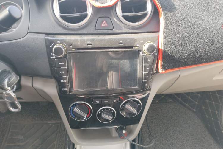 Used CHANGAN Alsvin V3 2015 1.4L Manual Meiruan Model China V Standard Audio And AC Panel