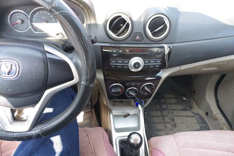 Used CHANGAN Alsvin V3 2015 1.4L Manual Meiman Model China IV Standard Audio And AC Panel
