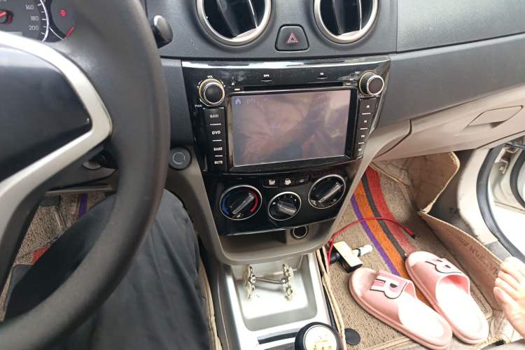 Used CHANGAN Alsvin V3 2015 1.4L Manual Meiman Model China IV Standard Audio And AC Panel