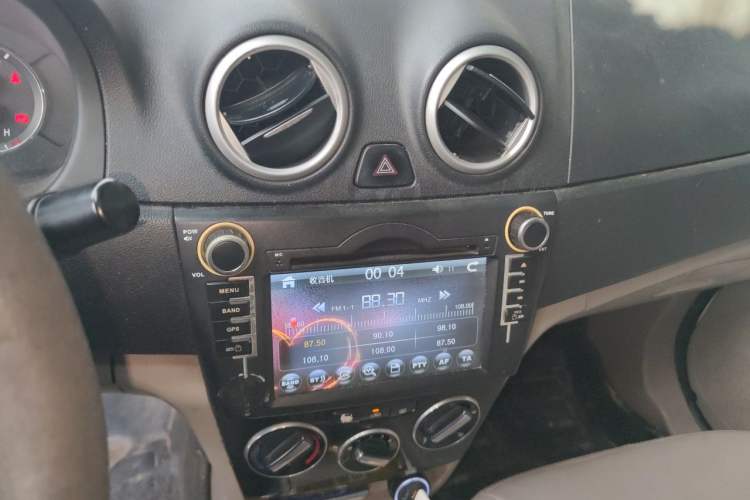 Used CHANGAN Alsvin V3 2015 1.4L Manual Warm-Hearted Model China V Standard Audio And AC Panel