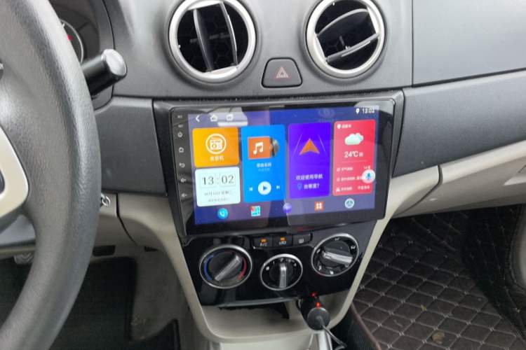 Used CHANGAN Alsvin V3 2015 1.4L Manual Warm-Hearted Model China IV Standard Audio And AC Panel