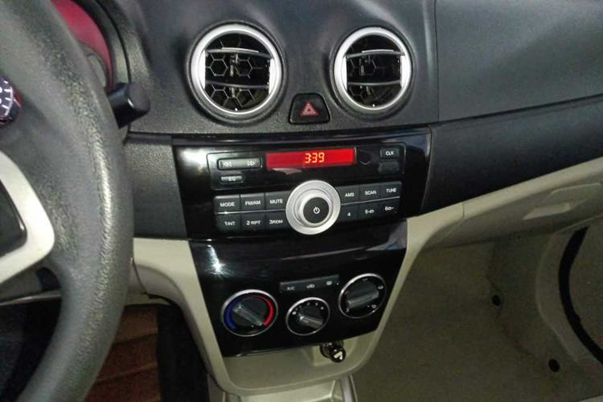 Used CHANGAN Alsvin V3 2015 1.4L Manual Meiruan Model China V Standard Audio And AC Panel