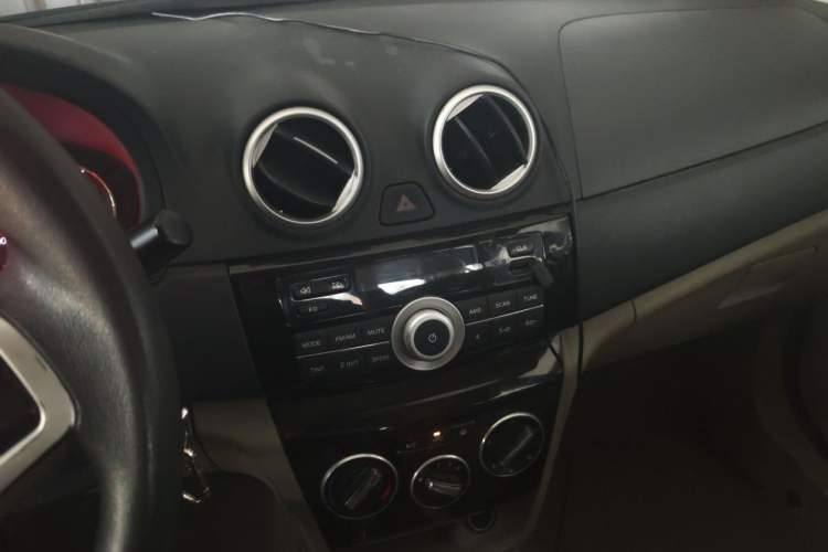 Used CHANGAN Alsvin V3 2015 1.4L Manual Meiruan Model China V Standard Audio And AC Panel