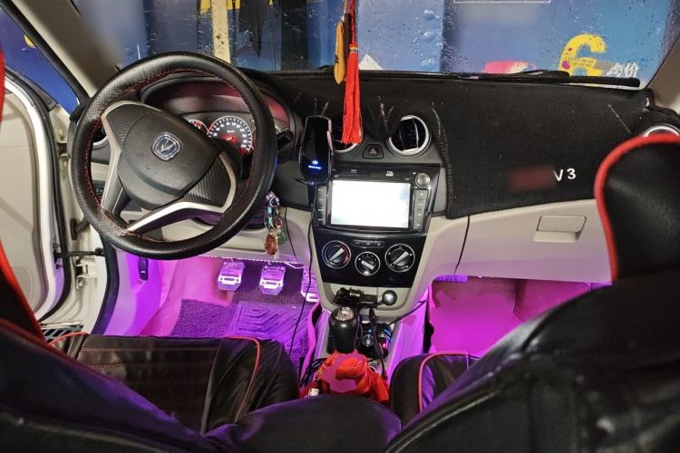 Used CHANGAN Alsvin V3 2015 1.4L Manual Meiruan Model China V Standard Center Console