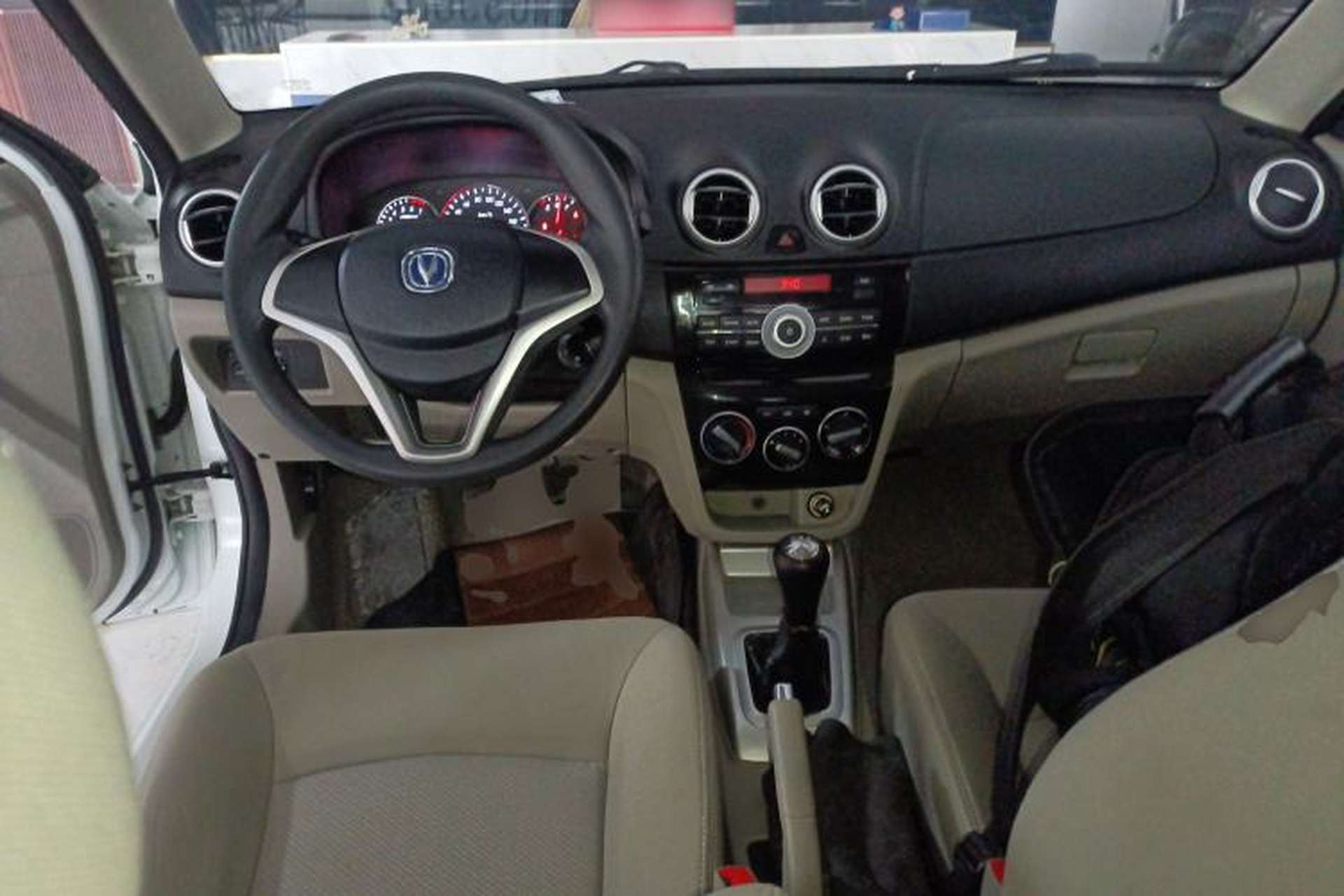 Used CHANGAN Alsvin V3 2015 1.4L Manual Meiruan Model China V Standard Center Console