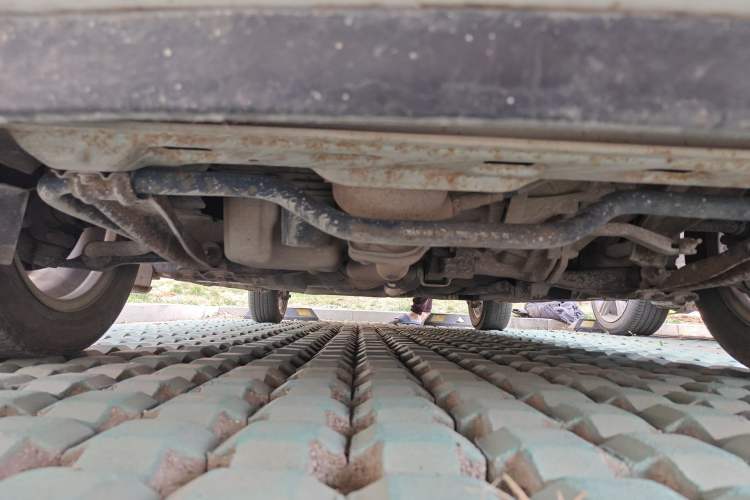 Used CHANGAN Alsvin V3 2015 1.4L Manual Meiman Model China IV Standard Chassis Front