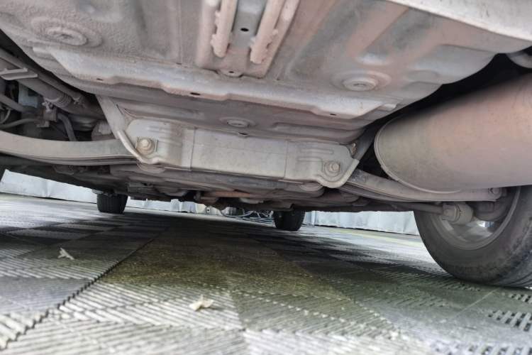 Used CHANGAN Alsvin V3 2015 1.4L Manual Meiruan Model China V Standard Chassis Rear