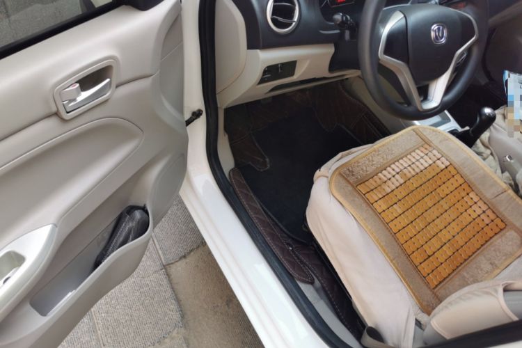 Used CHANGAN Alsvin V3 2015 1.4L Manual Warm-Hearted Model China V Standard Driver Seat