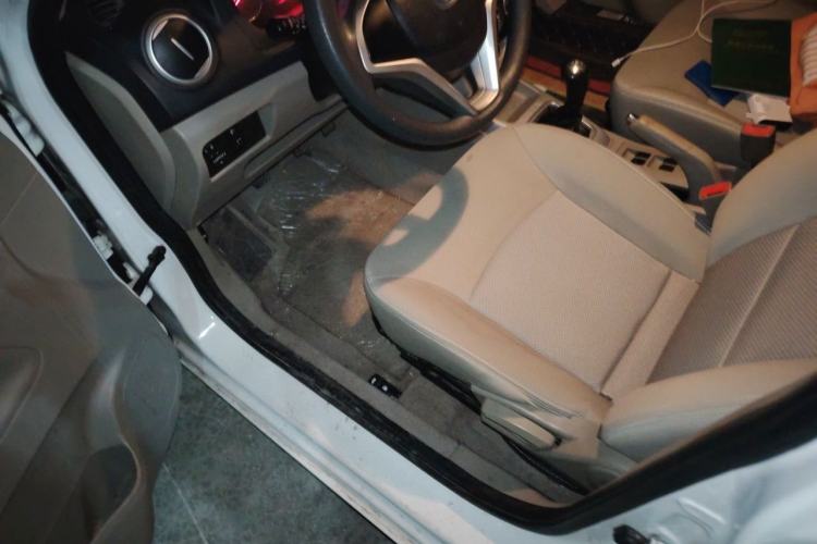 Used CHANGAN Alsvin V3 2015 1.4L Manual Meiman Model China IV Standard Driver Seat