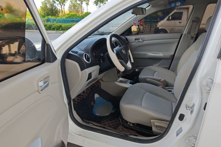 Used CHANGAN Alsvin V3 2015 1.4L Manual Warm-Hearted Model China V Standard Driver Seat