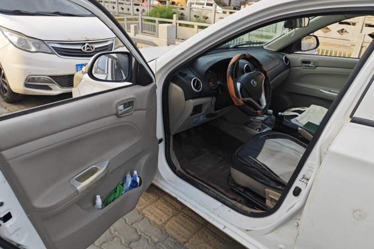 Used CHANGAN Alsvin V3 2015 1.4L Manual Meiruan Model China V Standard Driver Seat