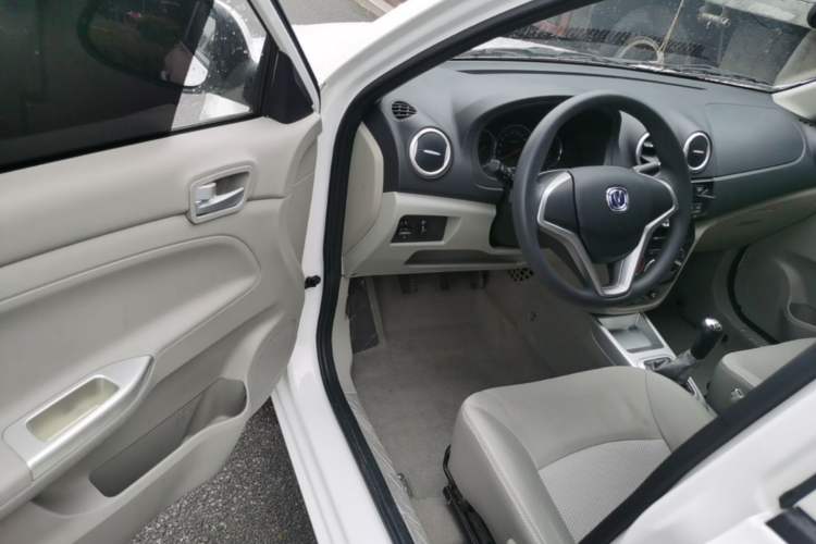 Used CHANGAN Alsvin V3 2015 1.4L Manual Meiruan Model China V Standard Driver Seat