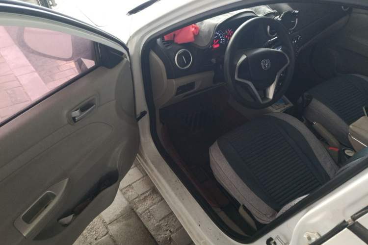 Used CHANGAN Alsvin V3 2015 1.4L Manual Warm-Hearted Model China V Standard Driver Seat