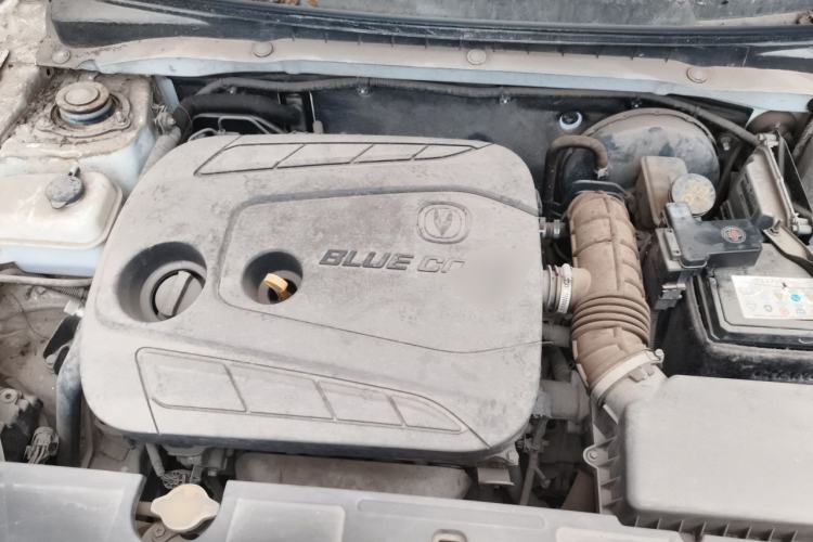 Used CHANGAN Alsvin V3 2015 1.4L Manual Warm-Hearted Model China V Standard Engine Bay