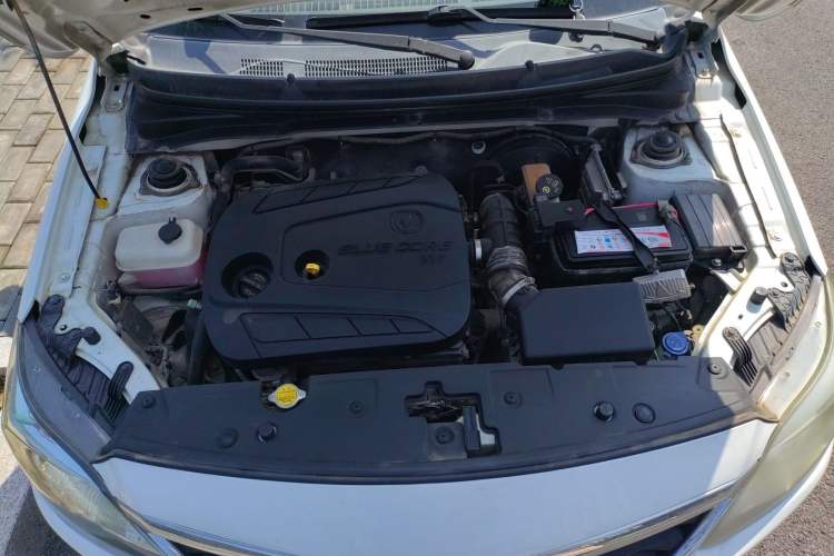 Used CHANGAN Alsvin V3 2015 1.4L Manual Meiman Model China IV Standard Engine Bay