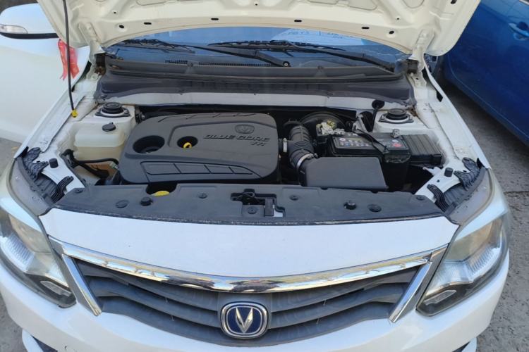 Used CHANGAN Alsvin V3 2015 1.4L Manual Warm-Hearted Model China V Standard Engine Bay