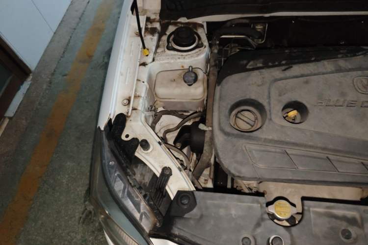 Used CHANGAN Alsvin V3 2015 1.4L Manual Meiruan Model China V Standard Engine Bay Right