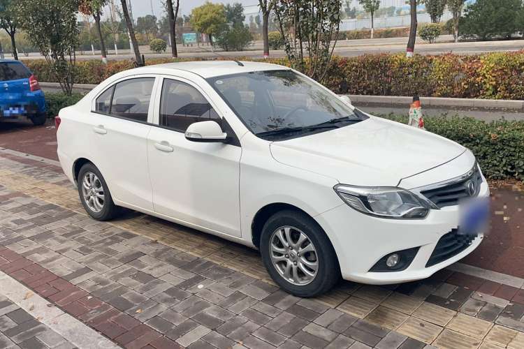 Used CHANGAN Alsvin V3 2015 1.4L Manual Warm-Hearted Model China V Standard Exterior 2