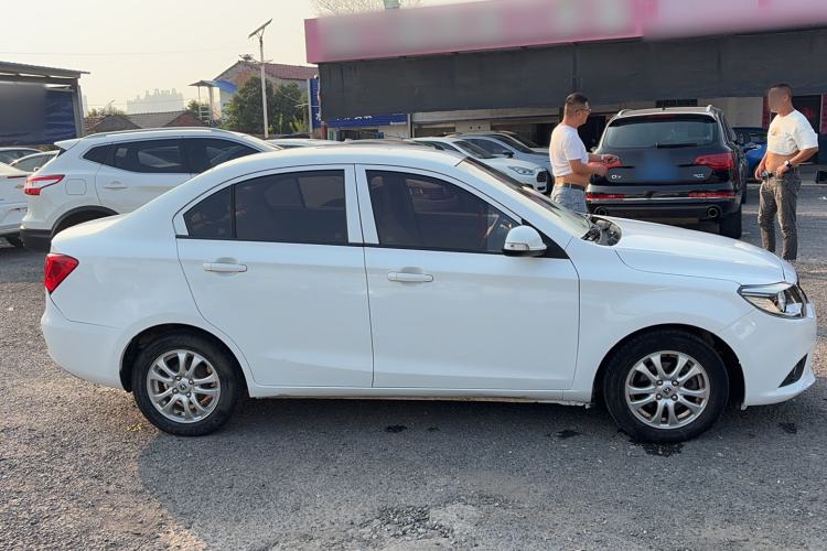 Used CHANGAN Alsvin V3 2015 1.4L Manual Meiman Model China IV Standard Exterior 2