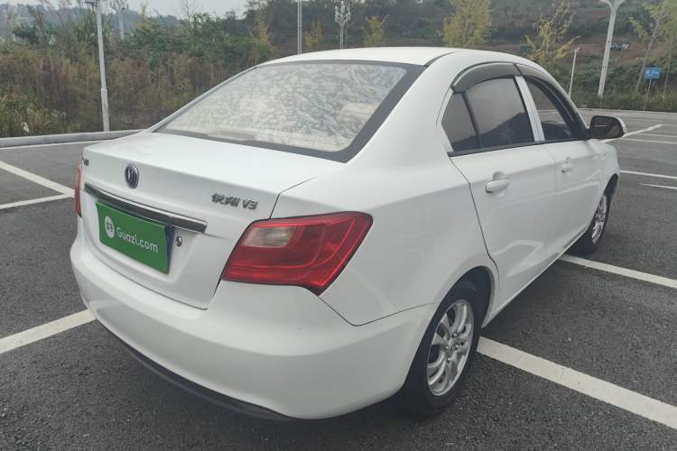 Used CHANGAN Alsvin V3 2015 1.4L Manual Meiman Model China IV Standard Exterior 3