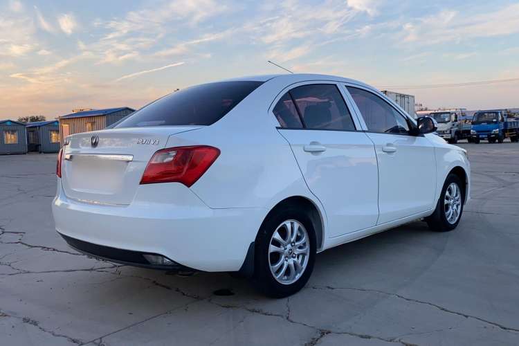 Used CHANGAN Alsvin V3 2015 1.4L Manual Meiruan Model China V Standard Exterior 3
