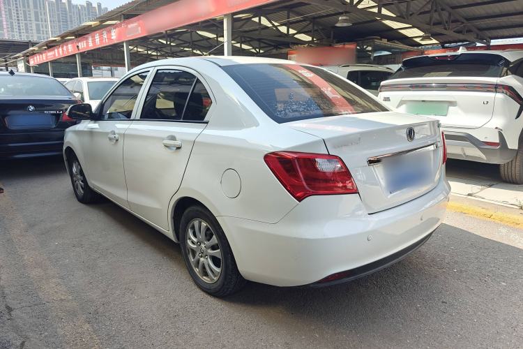 Used CHANGAN Alsvin V3 2015 1.4L Manual Warm-Hearted Model China V Standard Exterior 3