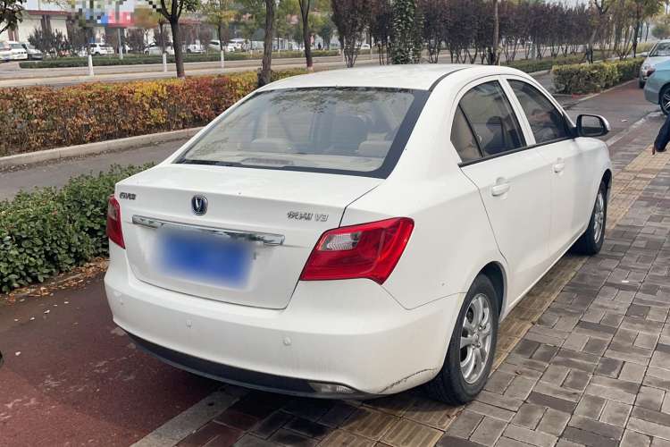 Used CHANGAN Alsvin V3 2015 1.4L Manual Warm-Hearted Model China V Standard Exterior 3