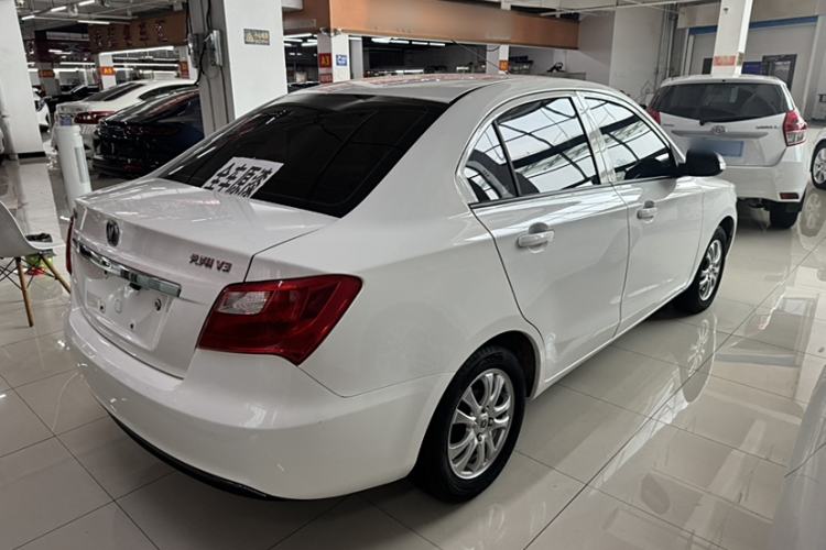 Used CHANGAN Alsvin V3 2015 1.4L Manual Meiruan Model China V Standard Exterior 4