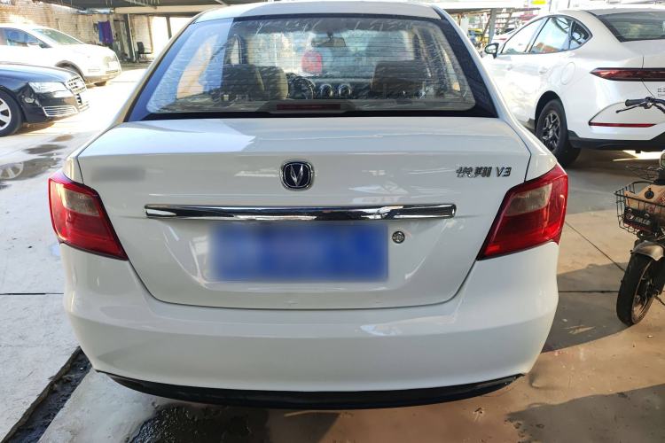Used CHANGAN Alsvin V3 2015 1.4L Manual Meiruan Model China V Standard Exterior 4