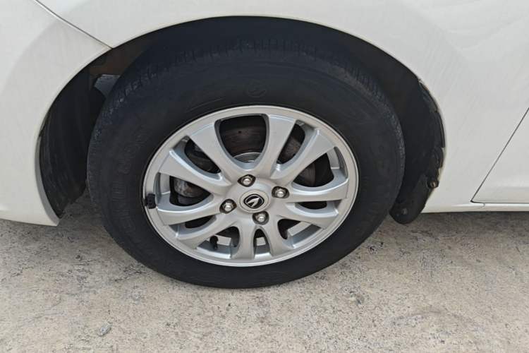 Used CHANGAN Alsvin V3 2015 1.4L Manual Meiruan Model China V Standard Exterior 4