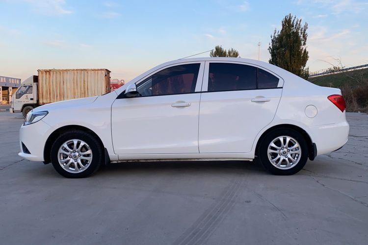 Used CHANGAN Alsvin V3 2015 1.4L Manual Meiruan Model China V Standard Exterior 5