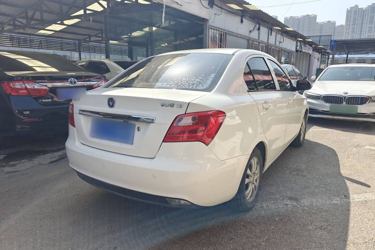 Used CHANGAN Alsvin V3 2015 1.4L Manual Warm-Hearted Model China V Standard Exterior 5
