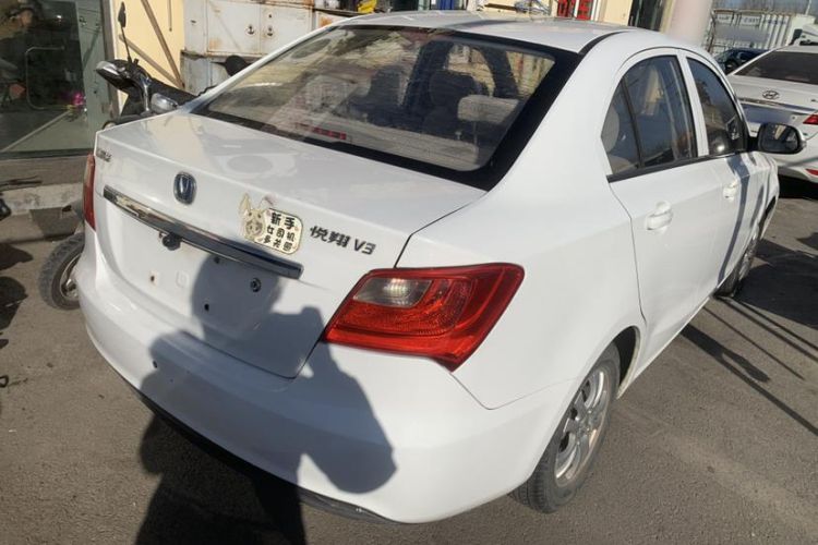 Used CHANGAN Alsvin V3 2015 1.4L Manual Meiman Model China IV Standard Exterior 5