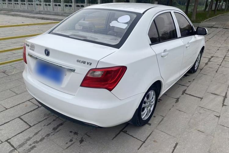 Used CHANGAN Alsvin V3 2015 1.4L Manual Meiruan Model China V Standard Exterior 5