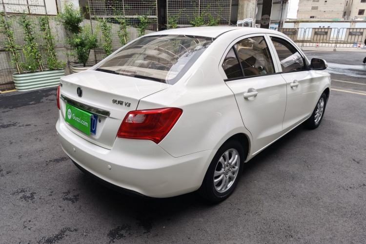 Used CHANGAN Alsvin V3 2015 1.4L Manual Warm-Hearted Model China V Standard Exterior 9