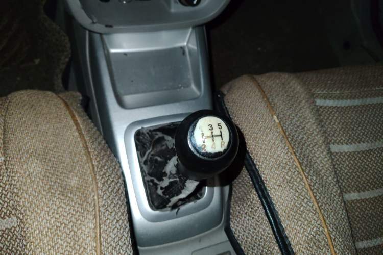 Used CHANGAN Alsvin V3 2015 1.4L Manual Meiruan Model China V Standard Gear Lever