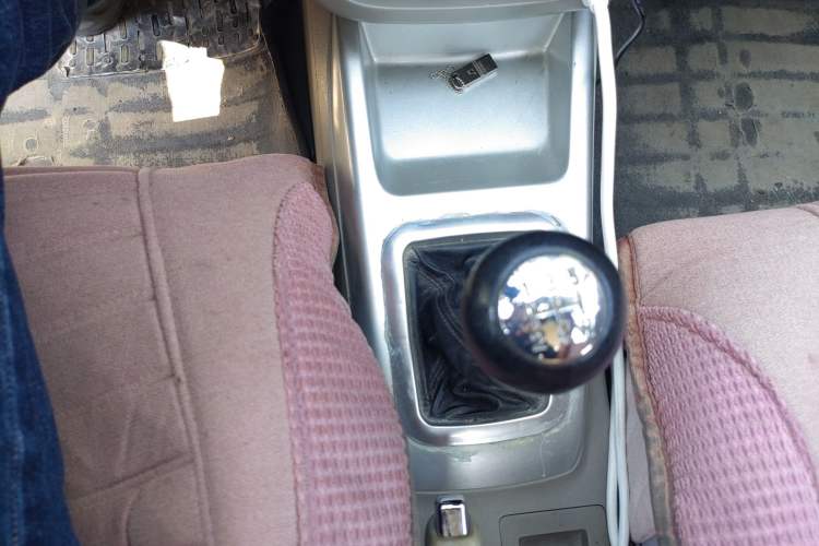 Used CHANGAN Alsvin V3 2015 1.4L Manual Meiman Model China IV Standard Gear Lever