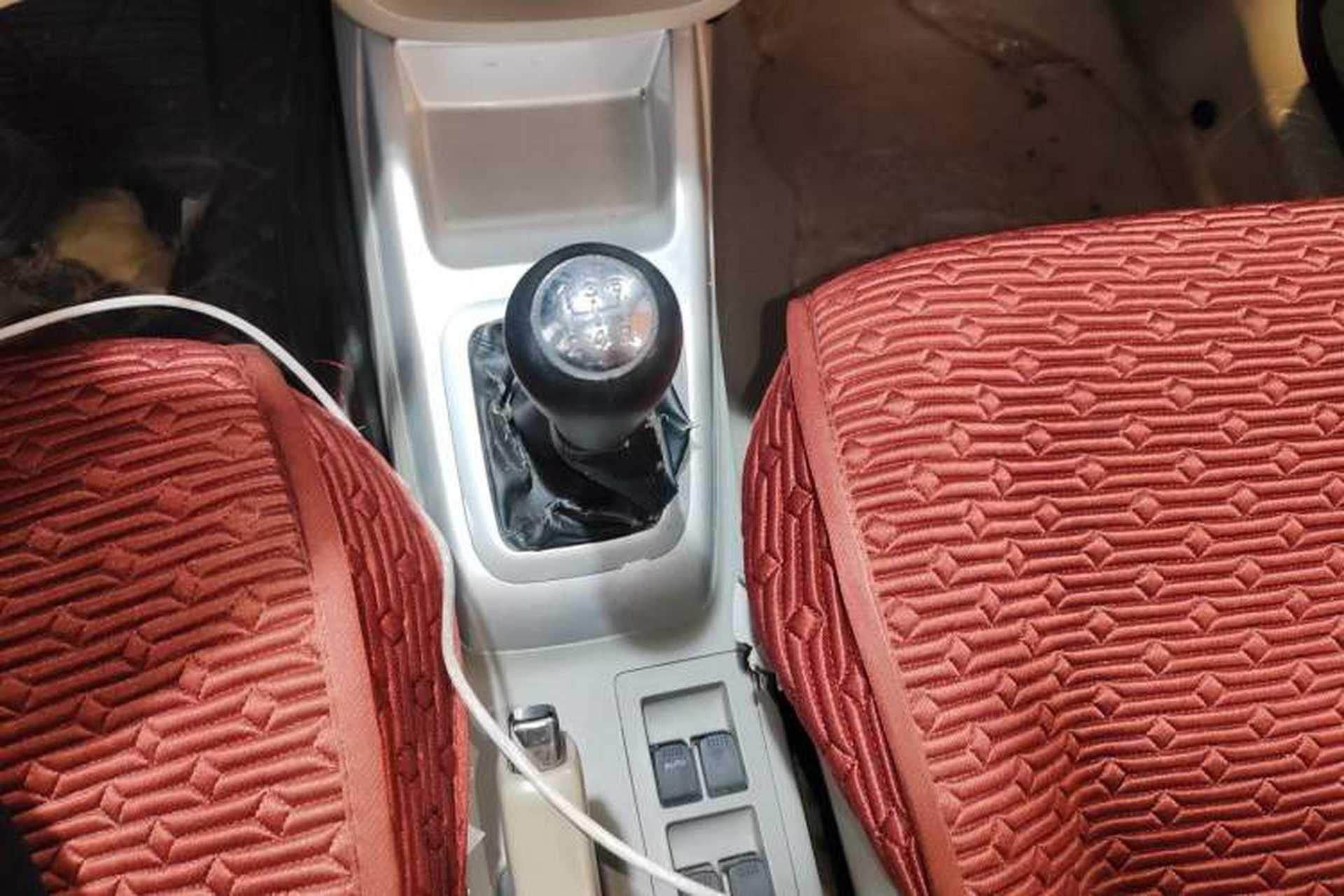 Used CHANGAN Alsvin V3 2015 1.4L Manual Meiruan Model China V Standard Gear Lever