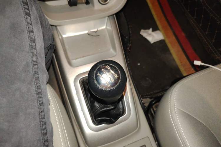 Used CHANGAN Alsvin V3 2015 1.4L Manual Meiman Model China IV Standard Gear Lever